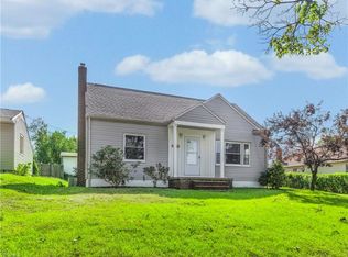 1935 Thornapple Ave, Akron, OH 44301