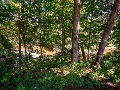 2444 N 100th St, Wauwatosa, WI, 53226
