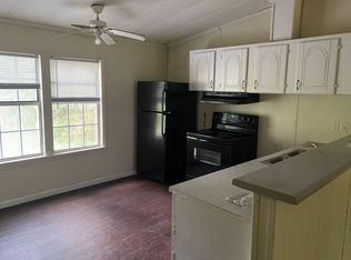 176 Dolphin Dr, Cartersville, GA 30121