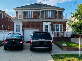 121-14 Newport Ave, Rockaway Park, NY 11694