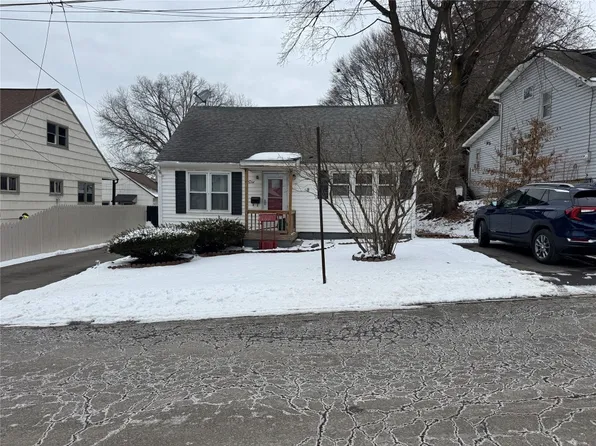 6 Paynter Ave, Endicott, NY 13760