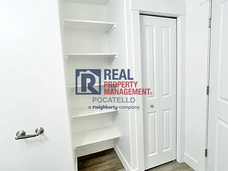 2024 Brock Dr — Photo 10