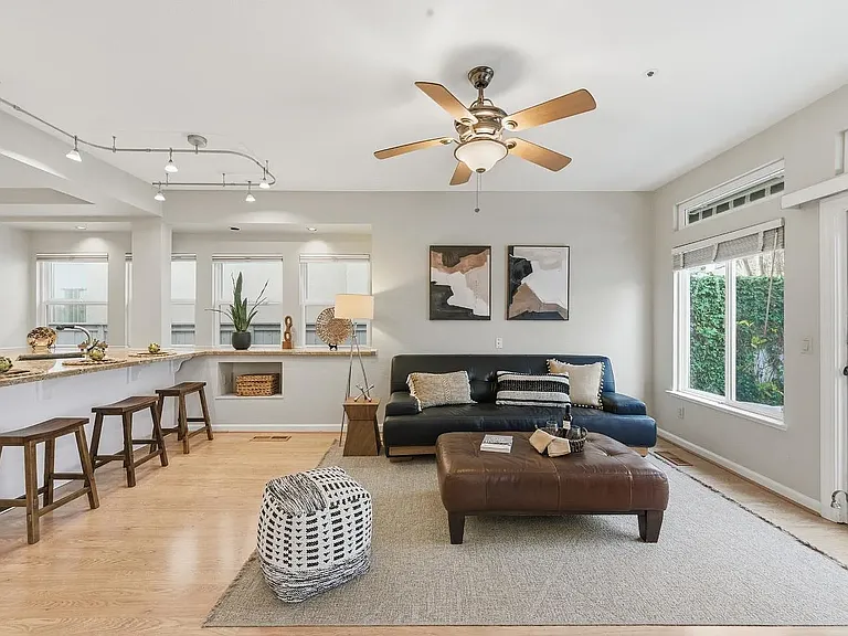 45 Cove Ct — Photo 7
