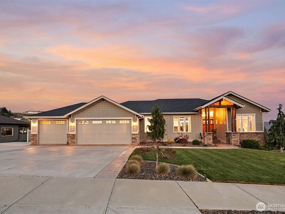 1st image of 850 Autumn Crest Drive