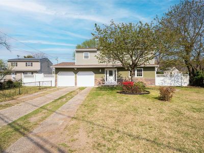41 Gibbs Road, Central Islip, NY, 11722