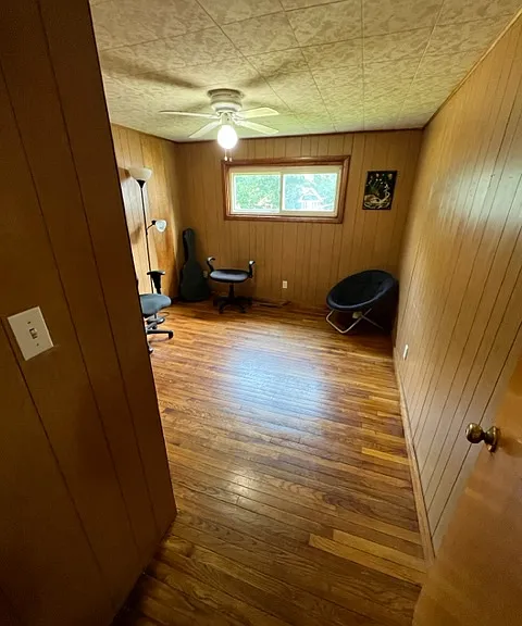 607 Swigart St — Photo 15