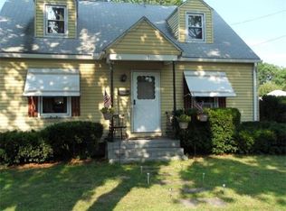15 Eddy St, Springfield, MA 01104