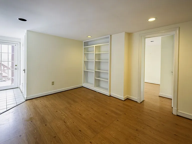 4441 Brandywine St NW — Photo 42