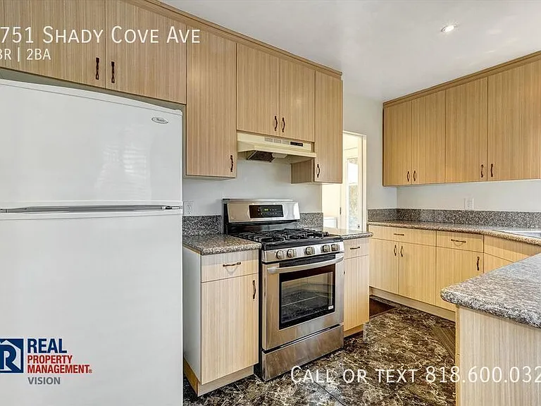 7751 Shady Cove Ave — Photo 11