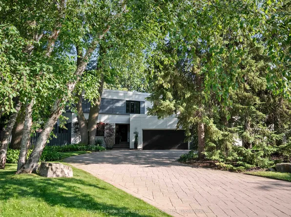 1179 Carey Rd, Oakville, ON L6J 2E3