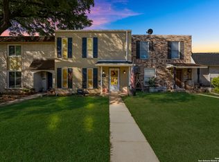 146 Amistad Blvd, Universal City, TX 78148