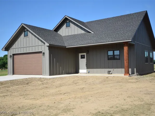 108714 S 4650th Rd, Sallisaw, OK 74955