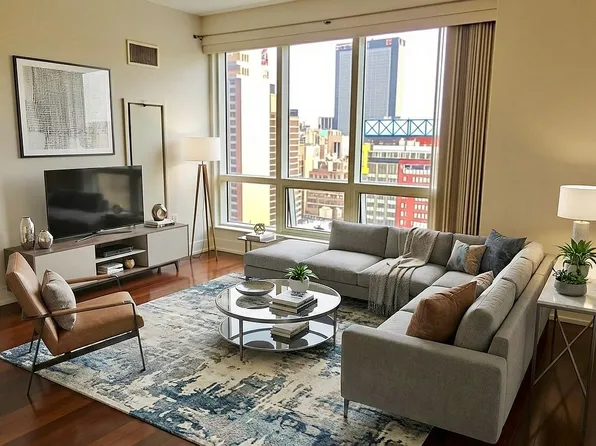 350 W 42nd St APT 33F, New York, NY 10036