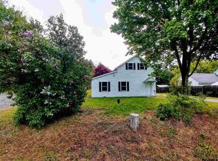 16 Stanton Rd, Coeymans Hollow, NY 12046