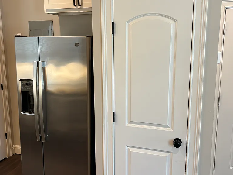117 S Main St #2E — Photo 9