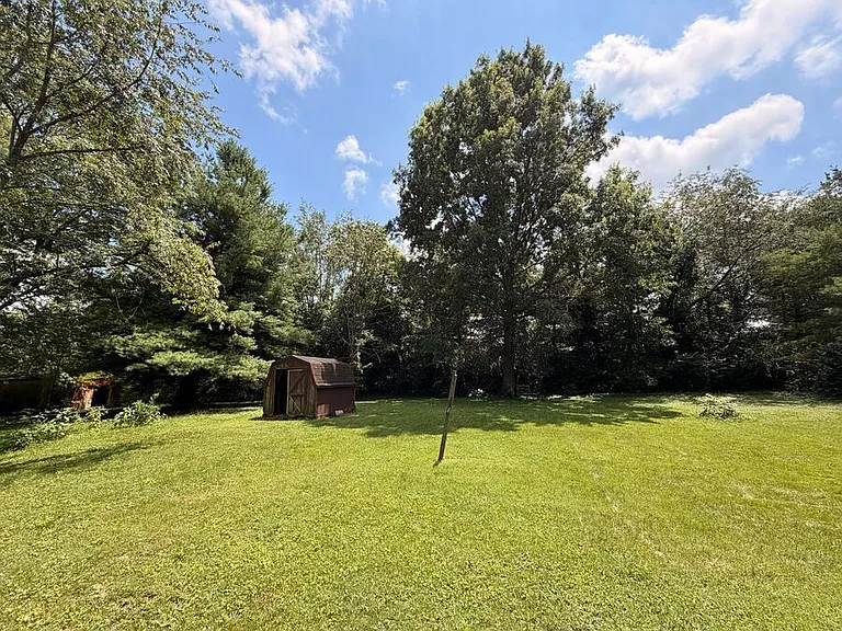 314 Walters Ln #B — Photo 20