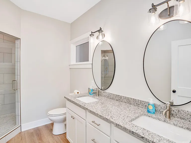 406 N Seminole Dr #102 — Photo 22