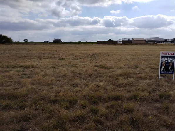 93 SE Prairie View Ln, Geronimo, OK 73543