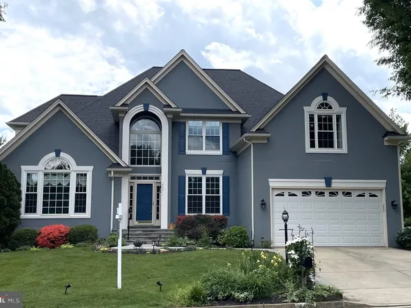 44011 Cheltenham Cir, Ashburn, VA 20147