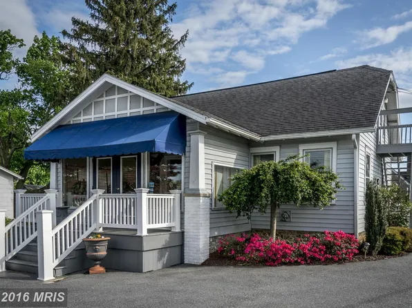 1700 E Main St, Waynesboro, PA 17268