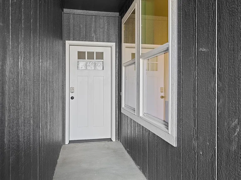 2228 E 4th Ave #1 — Photo 19