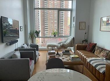 1st image of 200 Chambers St APT 7N