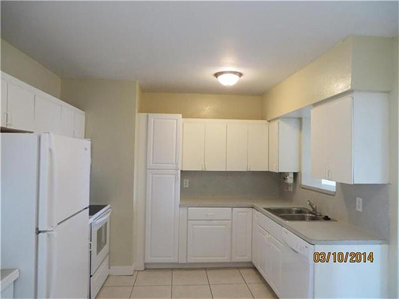 2nd image of 15250 SW 297th St