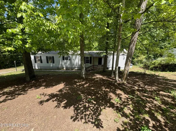 5133 Wild Cherry Ln, Strawberry Plains, TN 37871