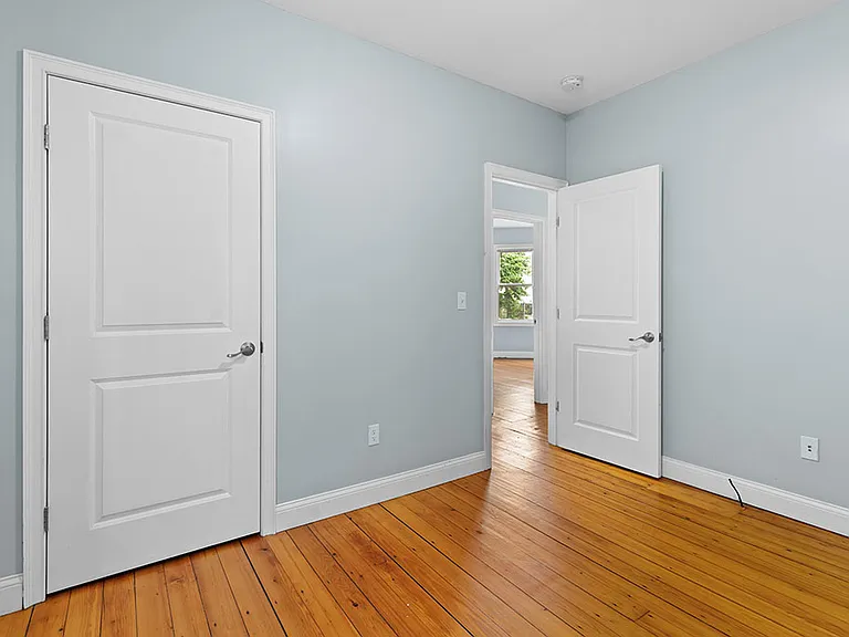 8 Trenton St #1 — Photo 15