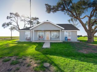 3298 Hawk Rd, Levelland, TX 79336