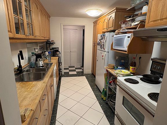 5th image of 7293 Moffatt Rd #240