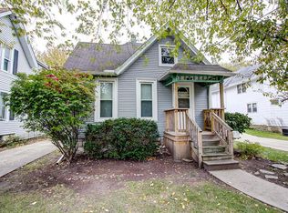 807 Oakland Ave, Waukesha, WI 53186