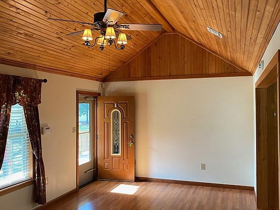 4th image of 3023 Saint Landry Hwy