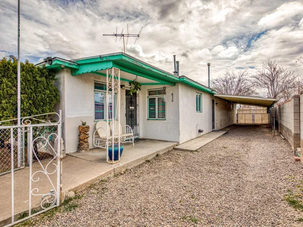 830 Apache Ave NW, Albuquerque, NM 87102