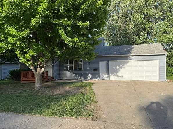 1852 Quint Ave, Carroll, IA 51401