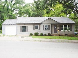4600 W 55th St, Roeland Park, KS 66205