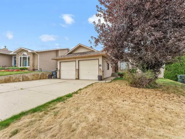 10 E Redwood Pl SE, Medicine Hat, AB T1B 4A1
