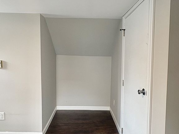 5th image of 33 Payne St Unit A