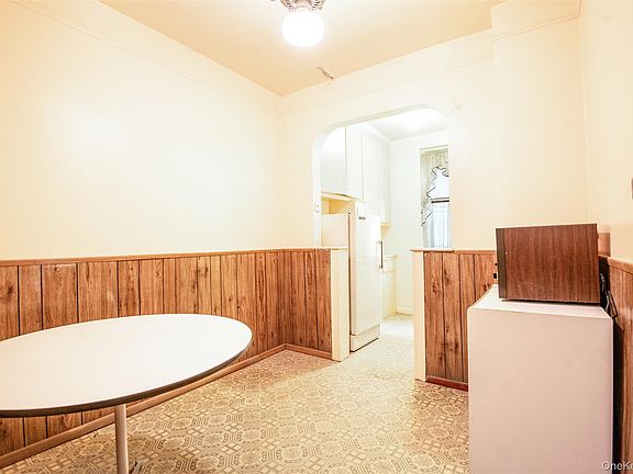 2nd image of 3321 Bruckner Boulevard #4M