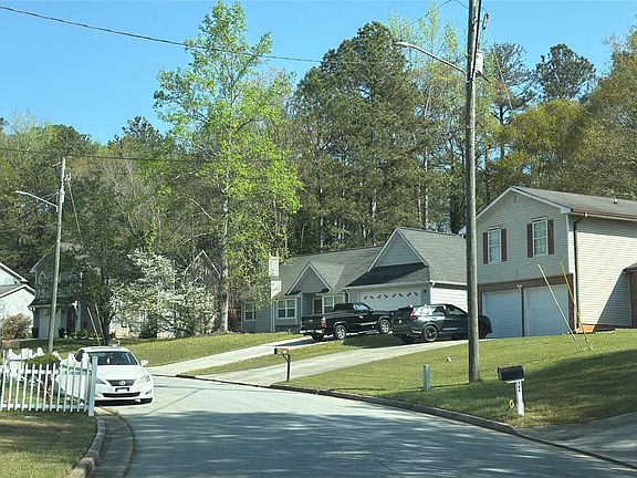 5th image of 713 Stonebridge Way
