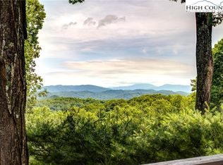 955 Miners Ridge Trl, Banner Elk, NC 28604