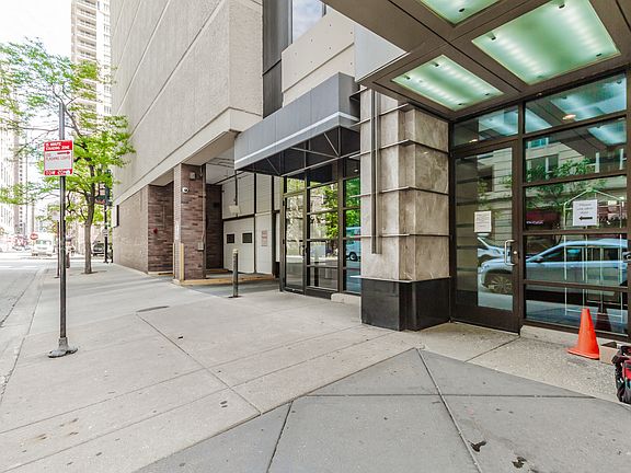 2nd image of 30 E Huron St APT 5107