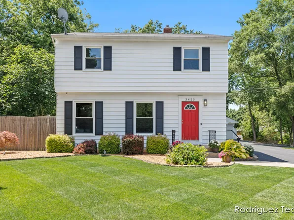 3425 Poinsettia Ave SE, Grand Rapids, MI 49508