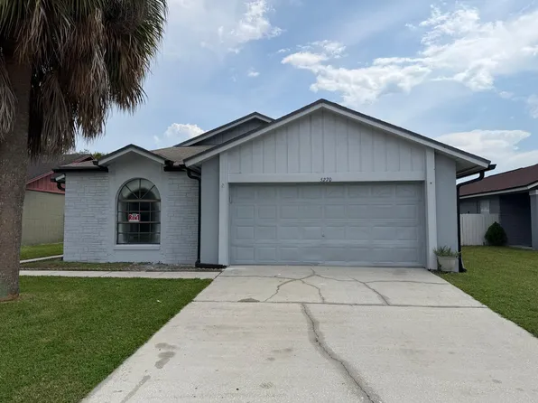 5270 Hawk Dr, Kissimmee, FL 34746