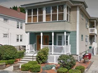 9 Bradstreet Ave, Lowell, MA 01851