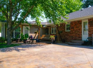 36 Pace Rd, Eldon, MO 65026