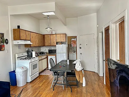 Rented by Ideal Properties Group | media 23