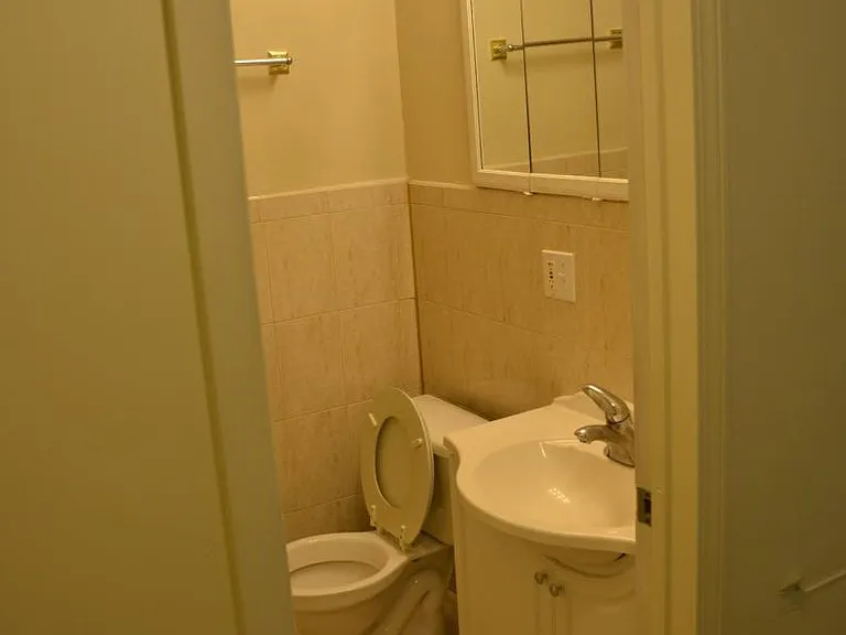 3536 W Belmont Ave #G1 — Photo 4