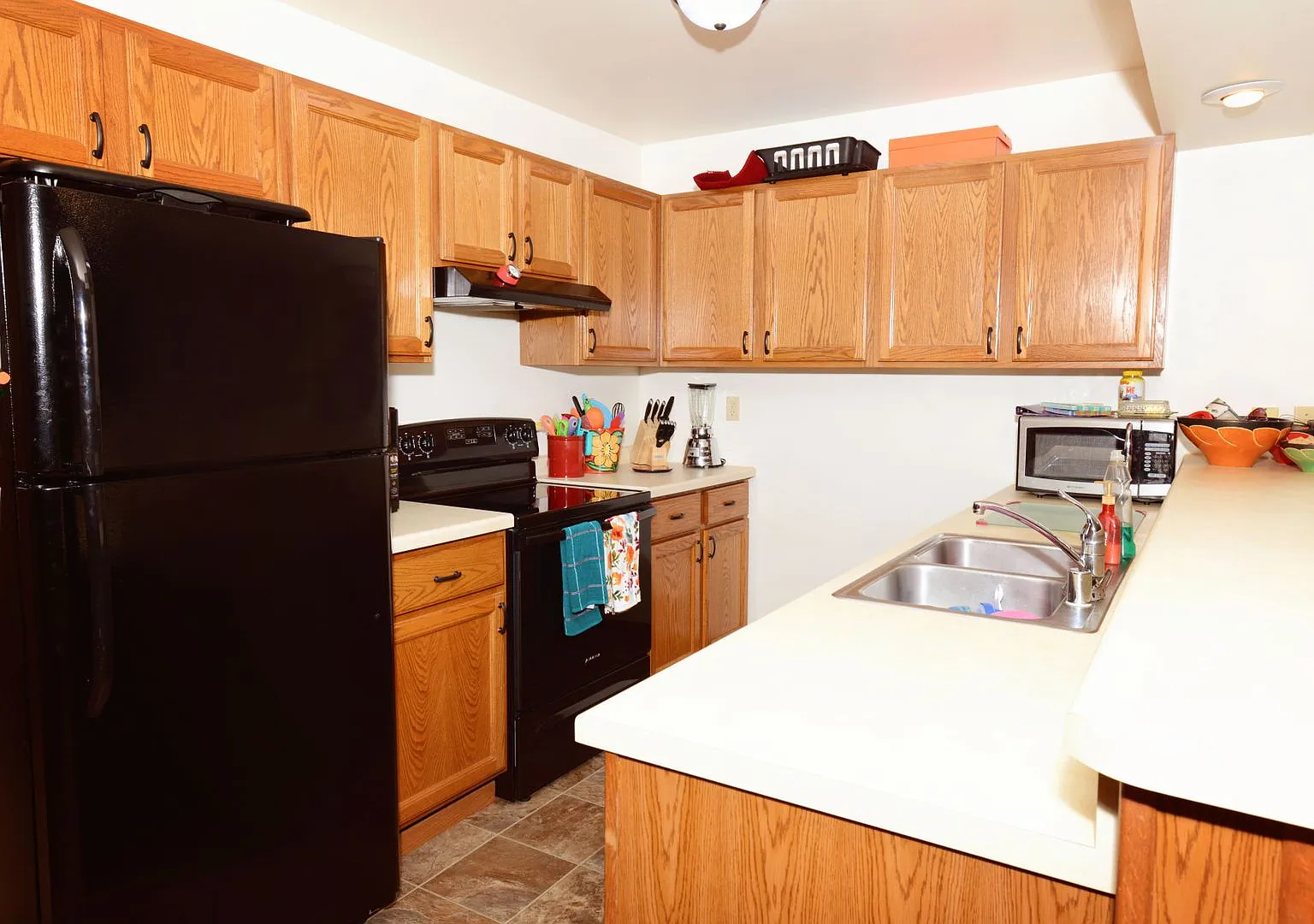 2 bed, 1091 sqft, $1,125 — Photo 2