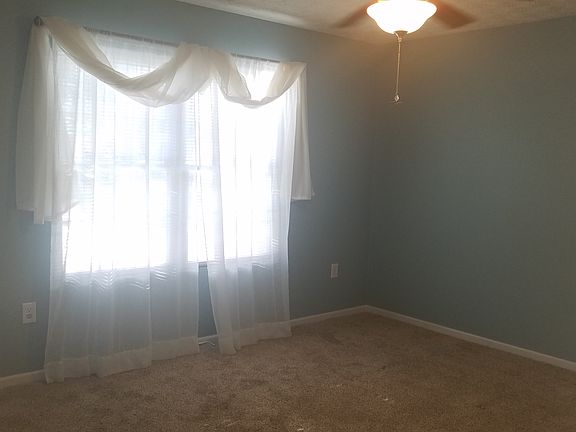 5th image of 7818 Chicroy St